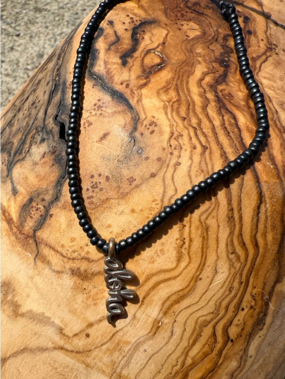 Pura Vida Beaded Aloha Bracelet